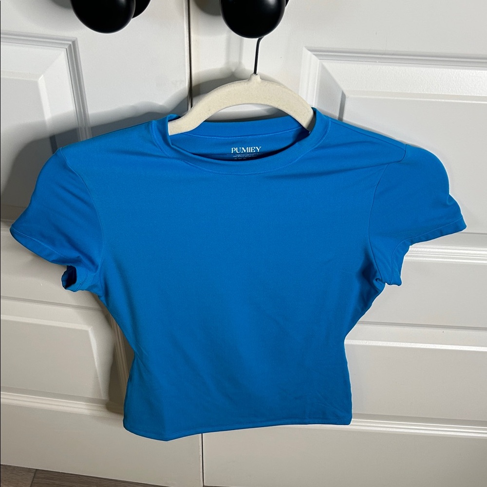 Women’s slim fit t shirt